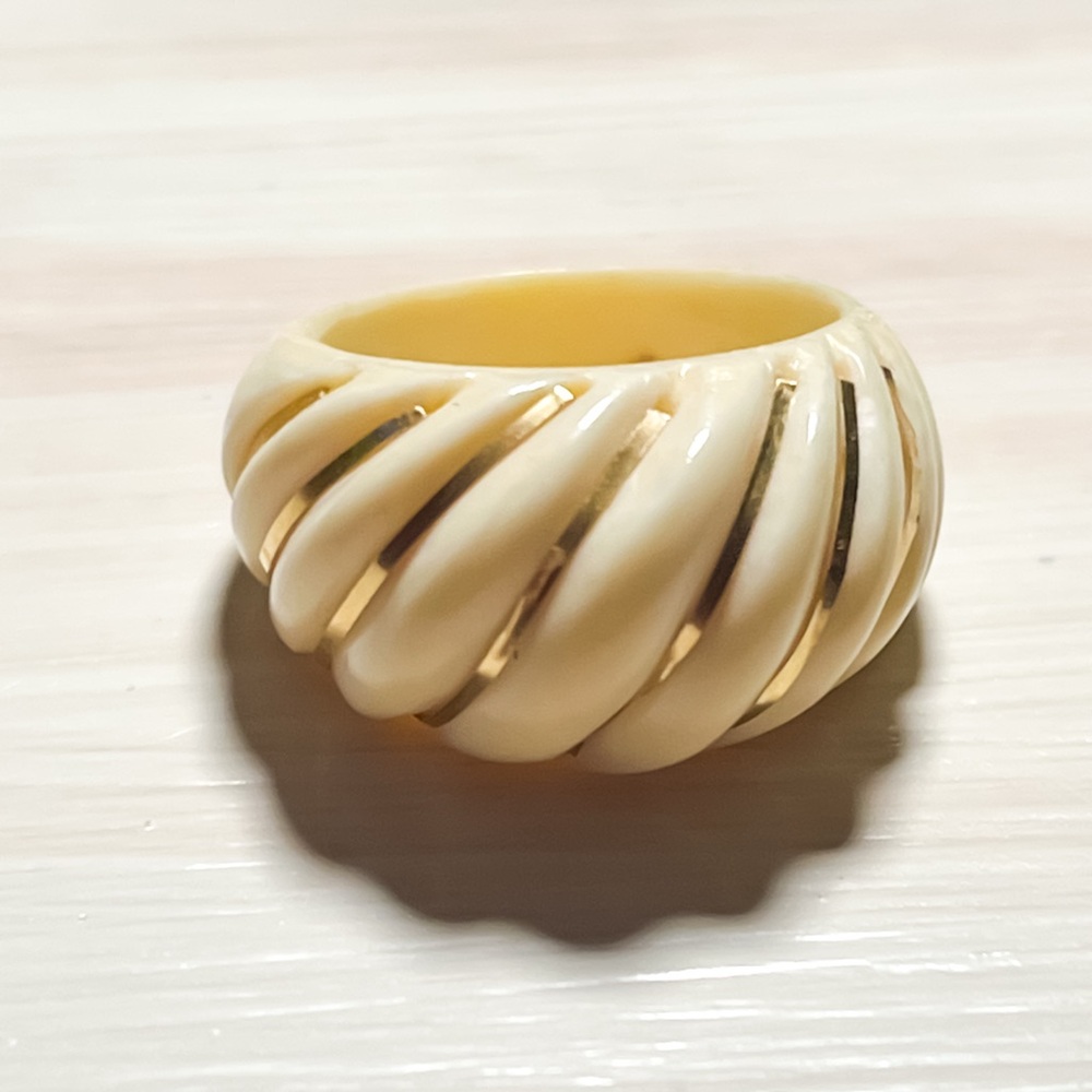 Antique 14k Twist Signet Ring size 5